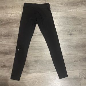 Black ivivva leggings